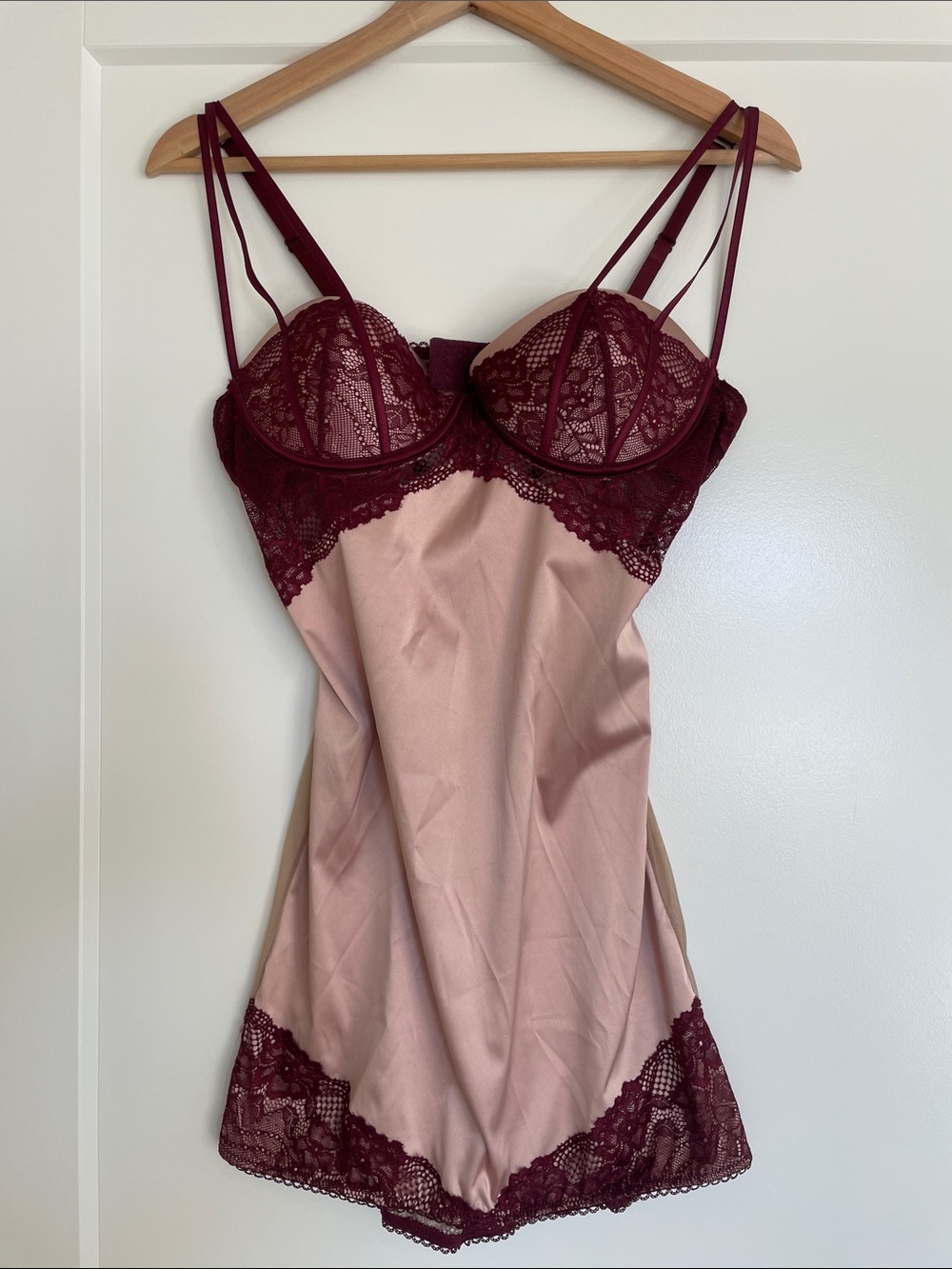 FREDERICK’s of HOLLYWOOD satin and mesh burgundy/pink